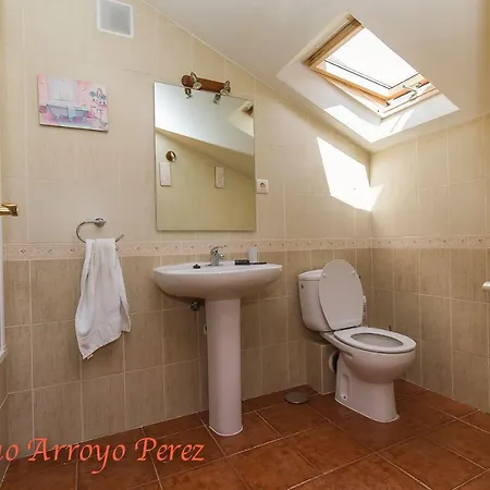 El Salon Del Baile Navarredondilla