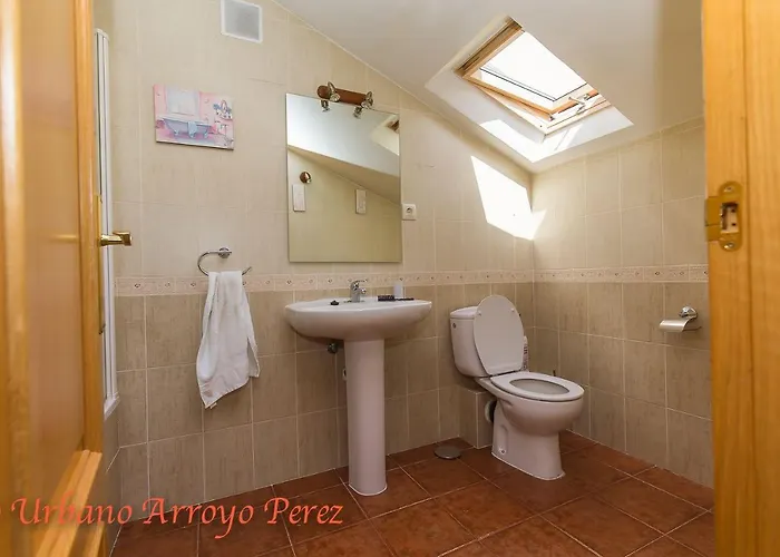 El Salon Del Baile Navarredondilla